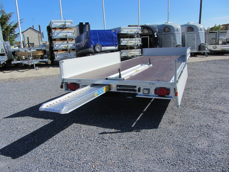 Remorque plateau Humbaur HT 306121 - 2 essieux, roues dessous, ridelles alu, dimensions 6100x2100 mm_2