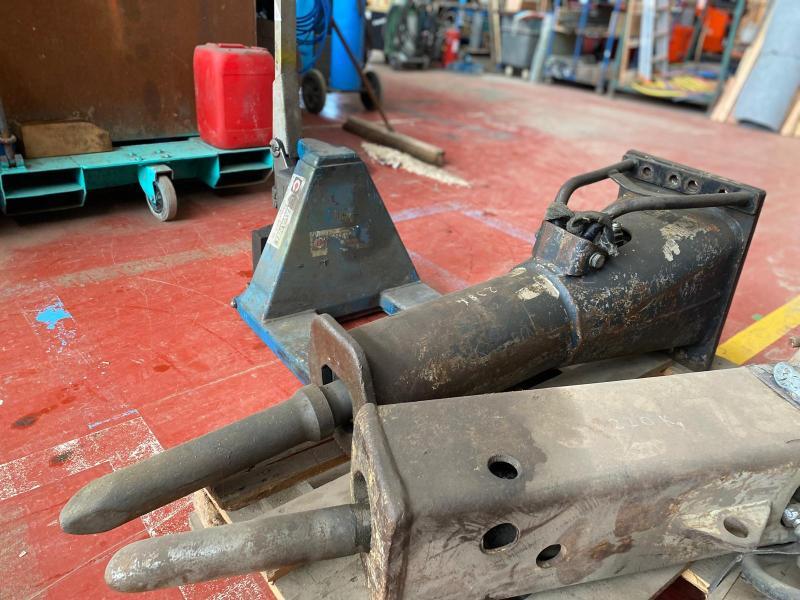 Brise roche hydraulique BRH Pour pelle de 5T à 8T_2