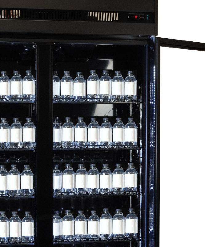 Vitrine réfrigérée murale 3 portes en noire intégral sur roulettes_2