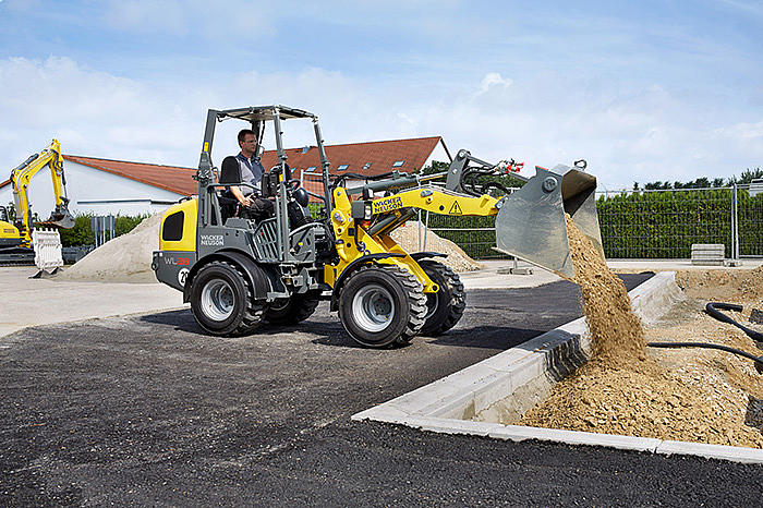 Chargeuse sur pneu wl28_2