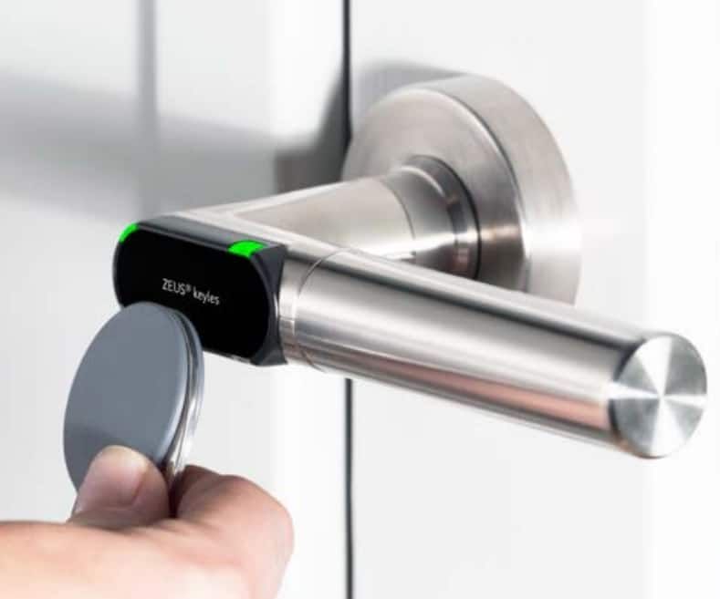 Serrure électronique ZEUS® Keyless - Contrôle d'accès sécurisé et sans clé pour portes et objets verrouillés_2
