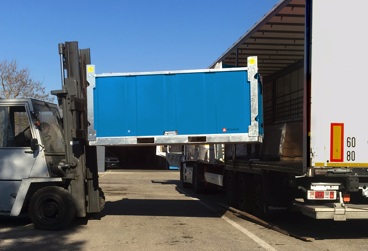 Conteneur de 5 500 litres pour gasoil et fioul, avec jauge mécanique