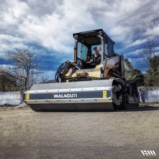 Rouleau vibrant pour skip loader - MALAGUTI - Haute performance - 1600 à 2000 mm - Compactage de sable et gravier_2