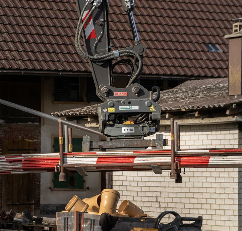 Fourche à palette Egli - pour pelle 8-28t - poids 370-610kg_2