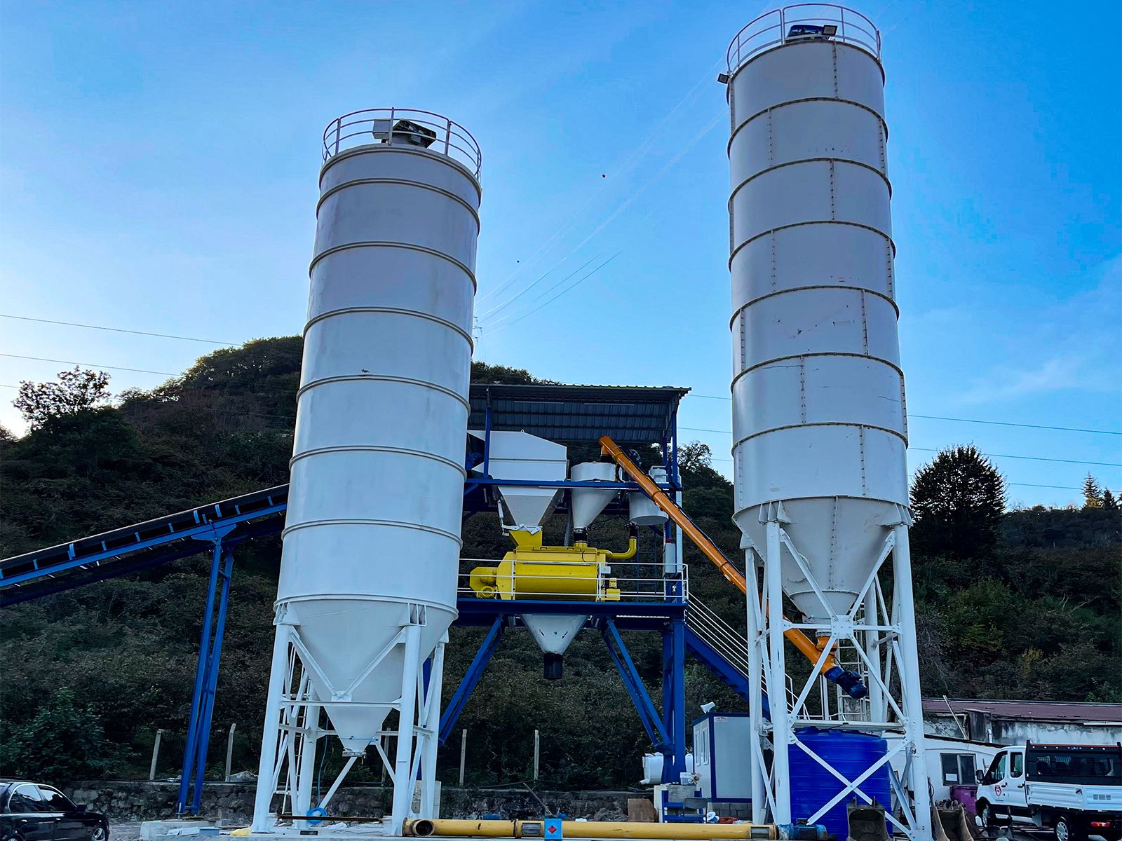 Centrale à béton 90 m³ - Solution clé en main avec malaxeur double arbre, silo de 100 tonnes et automatisation_2