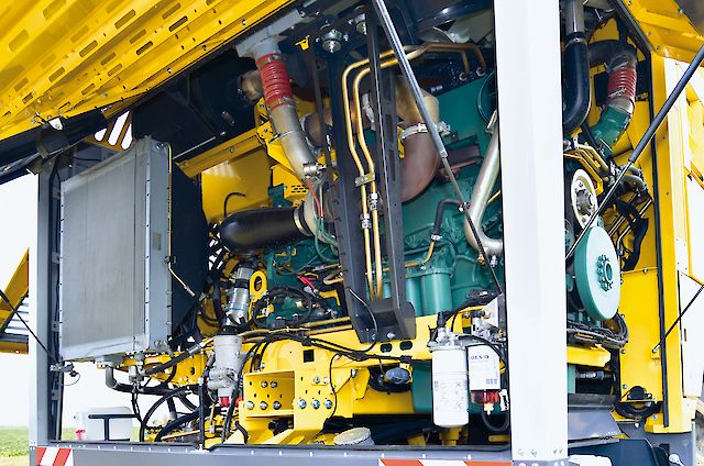 Panther 2 de ROPA avec transmission puissante pour conditions extrêmes