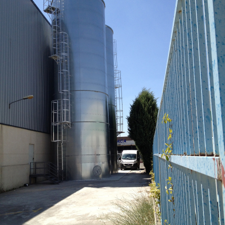 Réservoir boulonné d'eau industrielle - stockage d'eau brute, chlorée, déminéralisée, osmosée ou de forage - Blue Tank_2