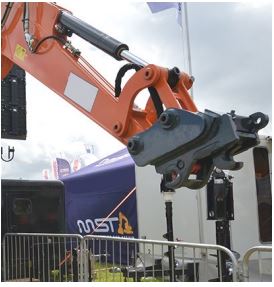 Coupleur universel hydraulique pour pelle de 1,5 à 50tonnes_2