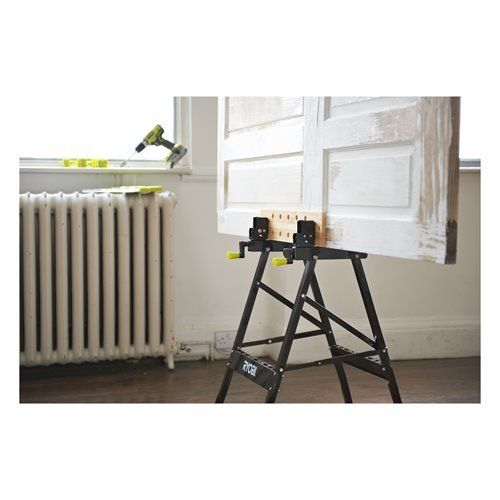 Établi pliable Ryobi France - table en bambou, étau orientable 90° - dimensions 605 x 120 x 180 mm - réf. 5133001779_2