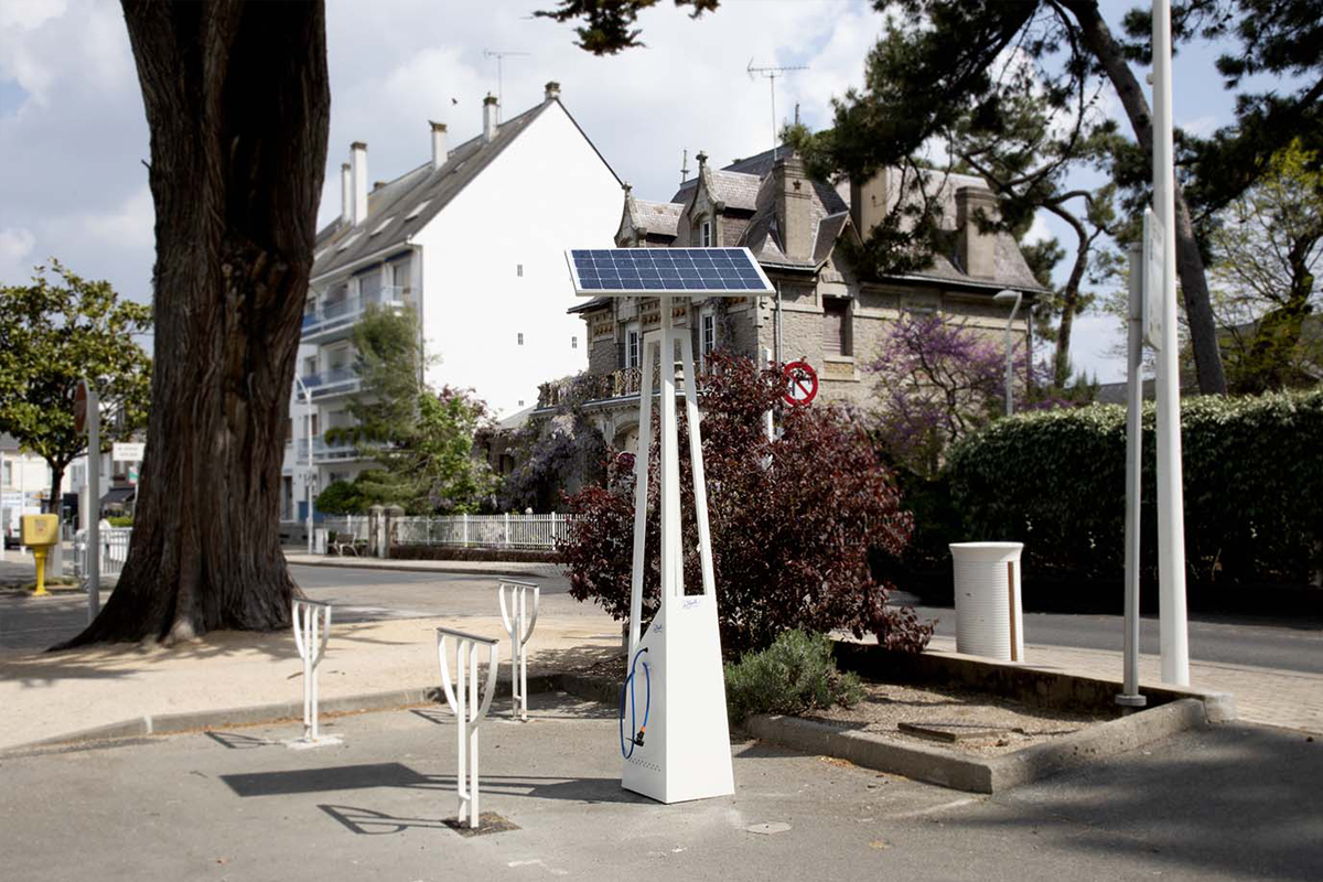 Station de gonflage autonome, innovante, connectée pour les mobilités - nrlux r4bike_2