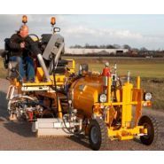 Bm 2000 c - machine de marquage routier - borum - compresseur à vis d’une capacité de 1800 l/min_2