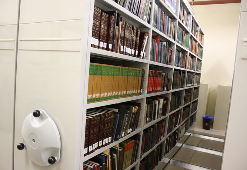 Rayonnage archive mobile - Alphadex - jusqu'à 8 niveaux de classement, bases mobiles sur rails_2