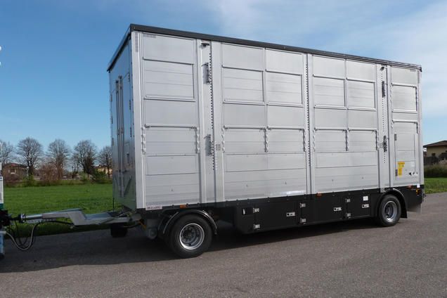 RBA21 - Remorque Bétaillère Carrozzeria Pezzaioli - Essieux jumelés fixes 10 000 kg, aluminium anticorrosion, 2 à 4 niveaux de chargement_2