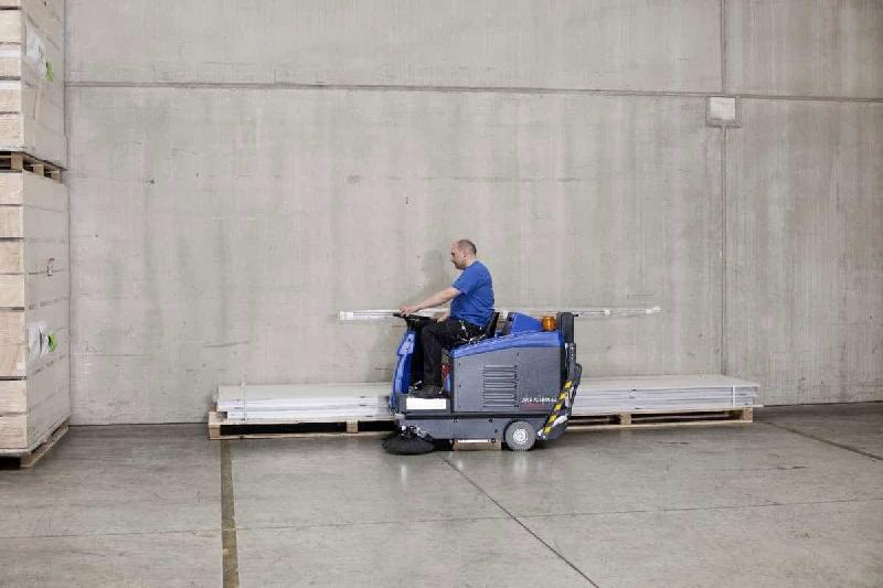 Aks70bm62 balayeuse a conducteur COLUMBUS_2