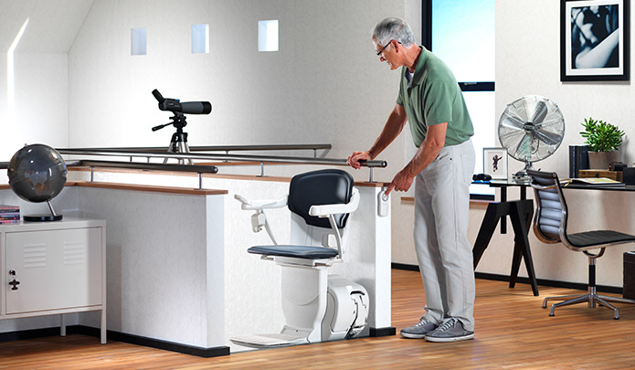 Fauteuil monte-escalier design SOLUS - Monte-charge d'escalier électrique intérieur/extérieur - Style contemporain primé, clé de privatisation, pour escaliers droits et tournants_3