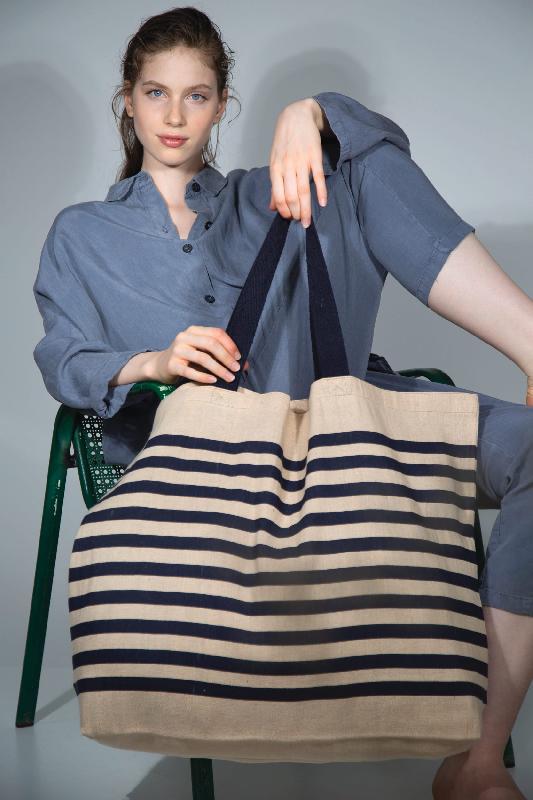 Grand sac fourre-tout en toile juco - avec soufflet et anses contrastées - Réf: KI0228 - Marque Kimood_2