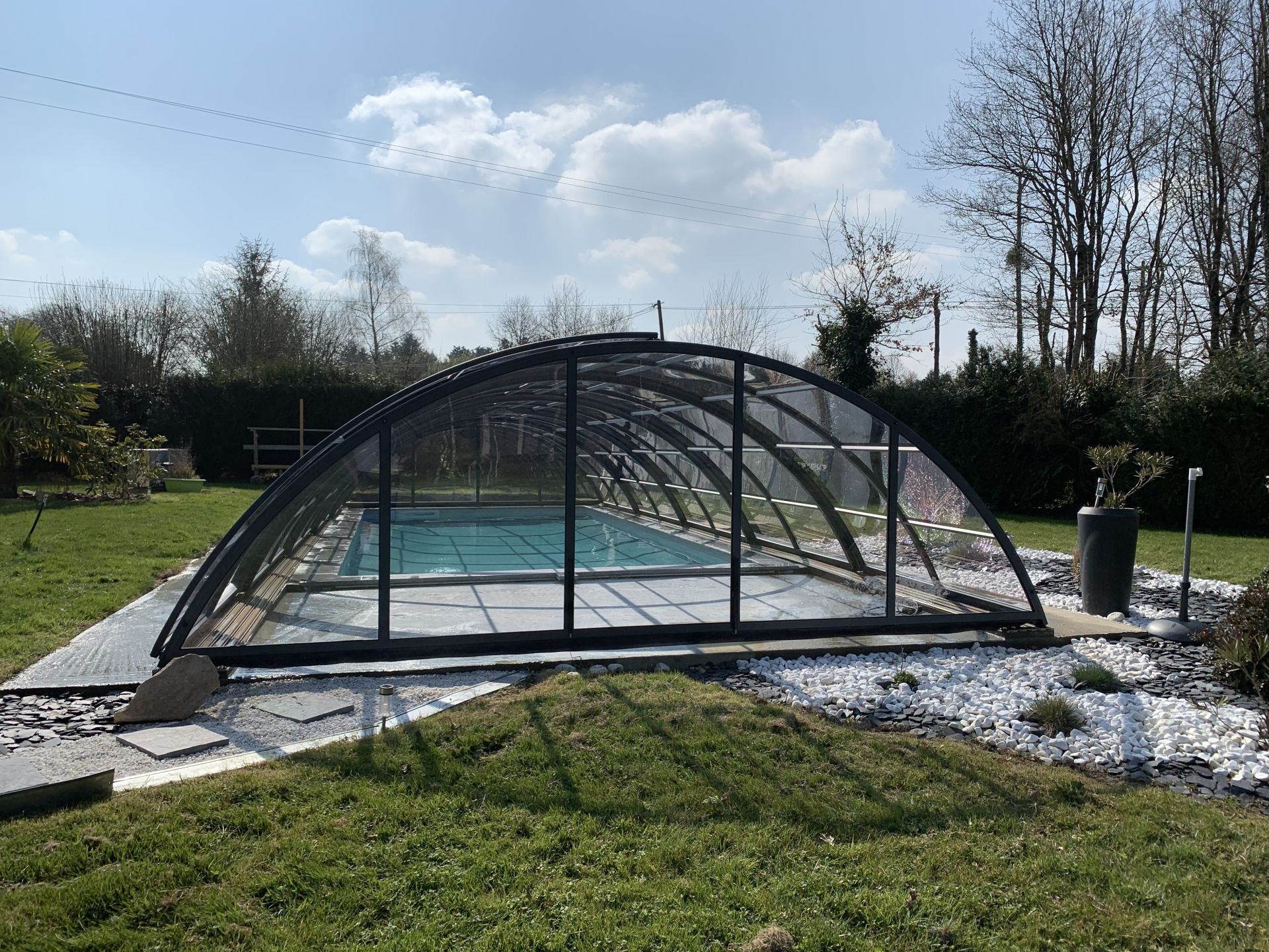 Abri de piscine mi haut arrondi super_2