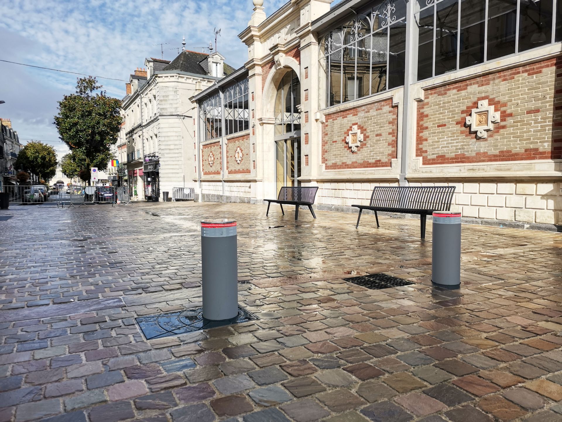 Borne escamotable à motorisation électrique conçue et brevetée par BES - CITECO_2