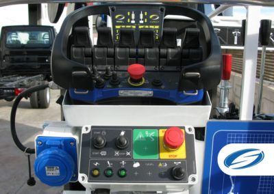 Nacelle araignée SPJ315 - 0% émissions, bi-énergétique, hauteur 15 m, portée 7 m, pour églises, aéroports, usines_2