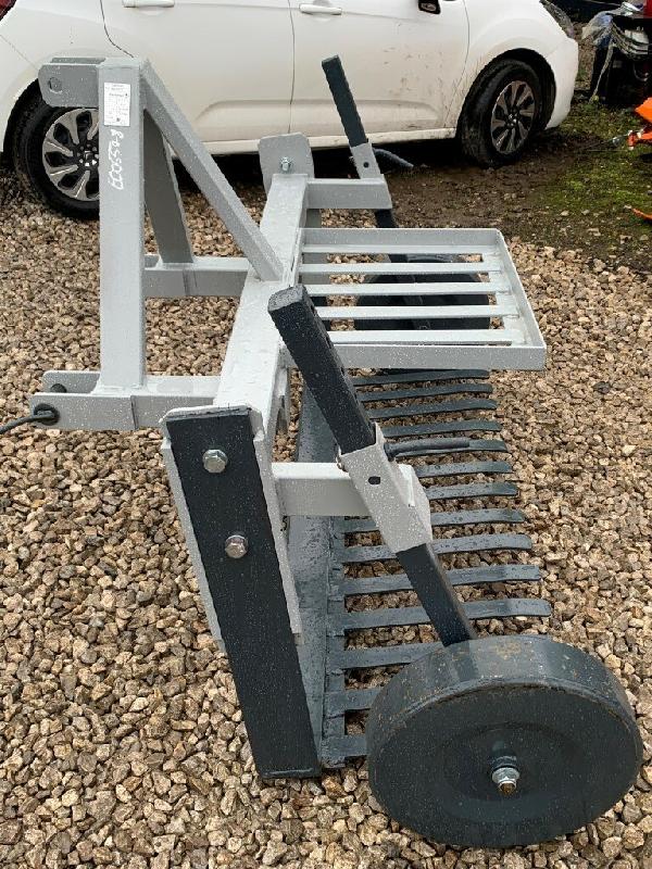 Arracheuse maraîchère/légumière NC - Lame souleveuse rigide AD150R - Largeur 1,50m - Occasion_2