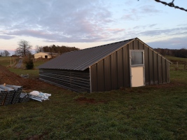 Abris porcin fixe ou déplaçable_2