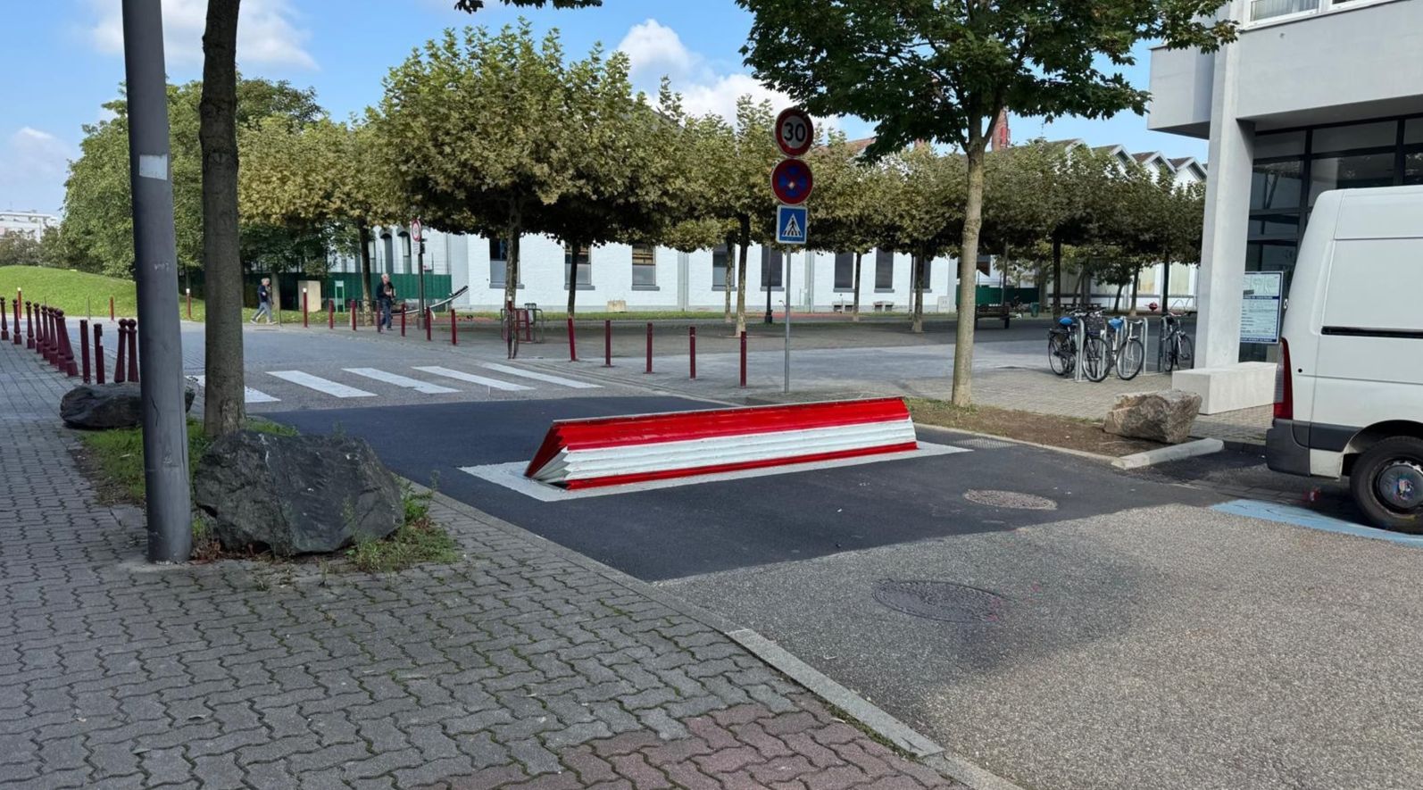 Roadblocker automatique escamotable - hauteur 50 cm - longueur jusqu'à 6m - RB50-C50FP_3