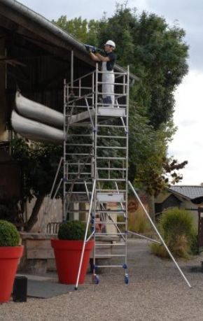 Échafaudage roulant aluminium Totem 2 Box 250 - Comabi SNC - hauteur de travail max. 9,85 m - liaison échelon/montant sertie_2