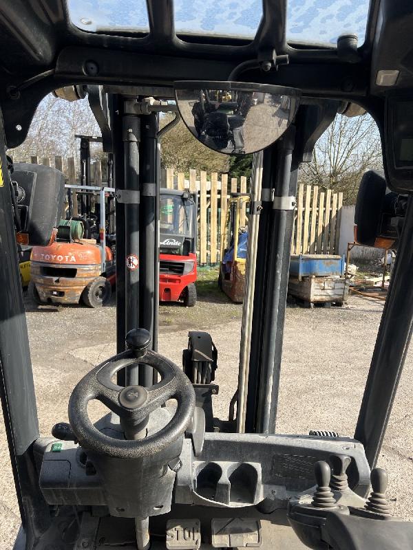Chariot frontal gaz fenwick linde h25t01_2