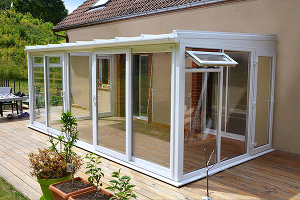 Véranda LIVERPOOL V1 Version sur Muret adapté à tous les styles de maison_2