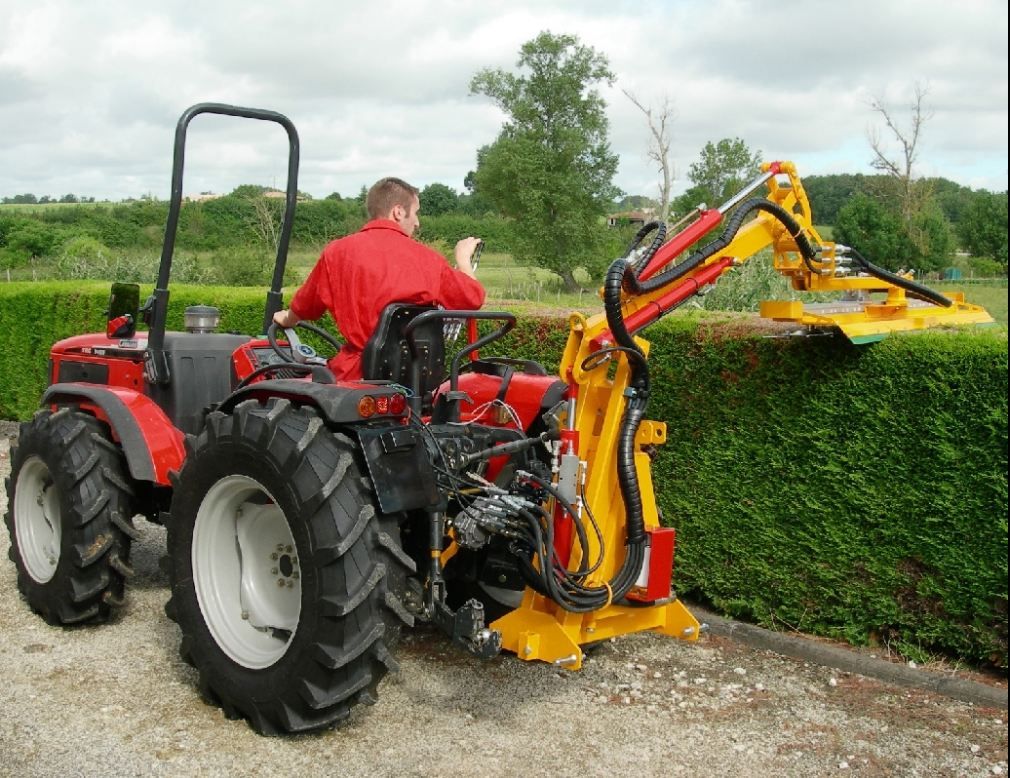 Taille-haie hydraulique th 240r - kirogn - hauteur de coupe horizontale maxi 2.40 m, verticale maxi 4.70 m_2