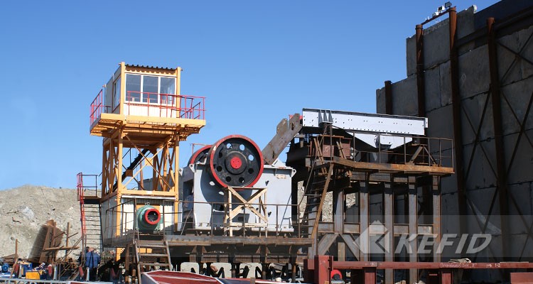 250 t/h - Ligne complète de concassage de minerai de fer avec mâchoire PE900x1200, cône CSB240 et broyeur VSI5X_2