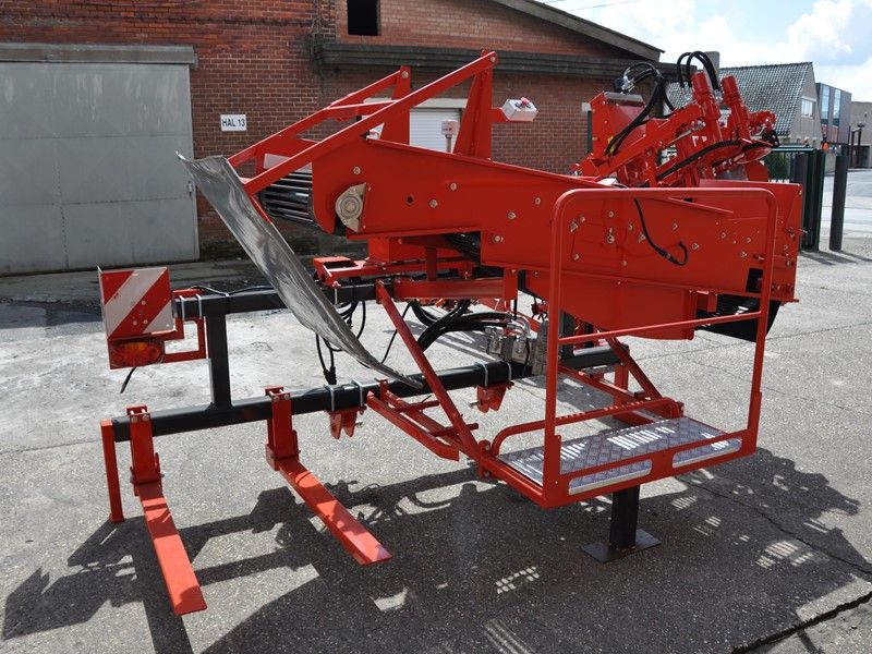 Arracheuse par préhension P3C Farmer - Dewulf BV - mono-rang, remplisseur de pallox compact, puissance minimale 60 HP_2