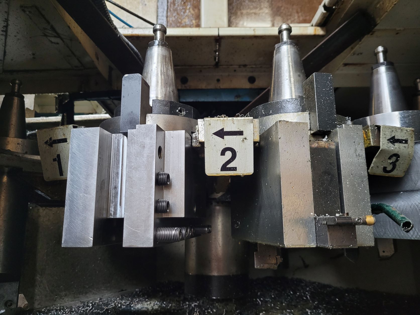 Tour vertical CN 2 axes ALEX-TECH VTL-16/20 - plateau Ø1600 mm - usinage jusqu'à Ø2000 mm - Fanuc 0iTC_2