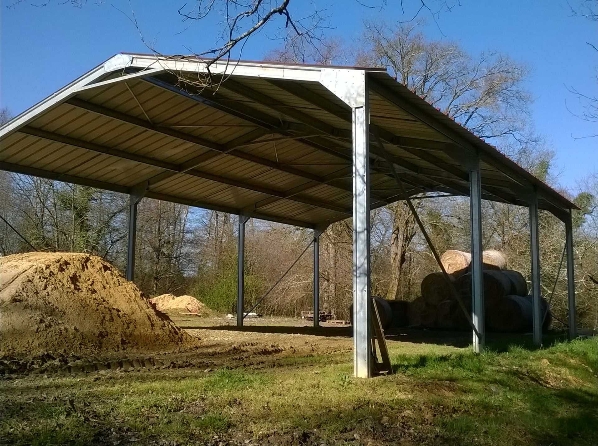 Bâtiment de stockage_0