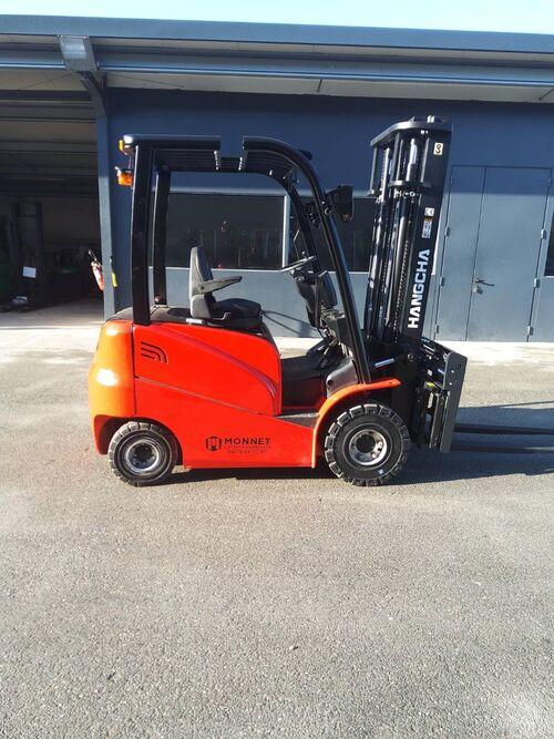 Chariot élévateur électrique Hangcha CPD25-AC3 2460 - disponible en occasion et en location de courte à longue durée_2