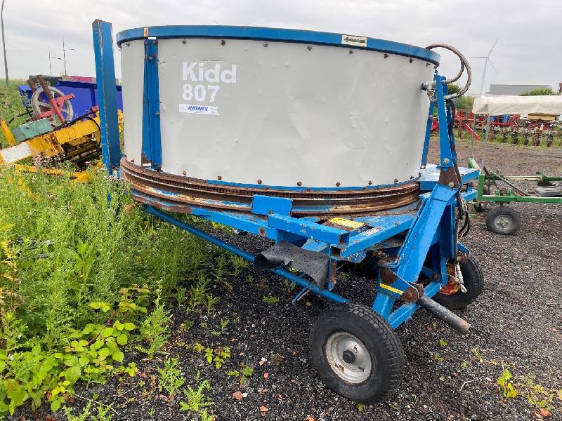 Pailleuse Kidd - Défibreuse 807 - Occasion - Pour balles rondes avec sorties droite et gauche_2