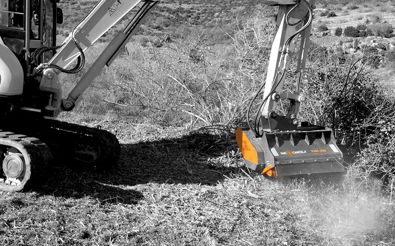 Broyeur à marteaux mobiles pour pelles de 1,5 à 25 tonnes_2