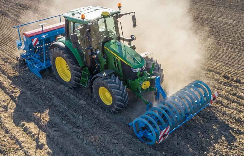 Tracteur 6120M avec empattement réduit pour chargeur frontal
