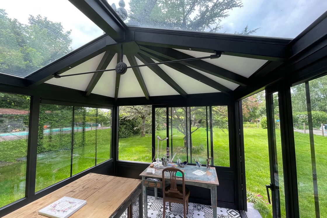 Véranda classique, avec toiture rectangulaire à facettes rayonnantes - Double pente - Grenat_2