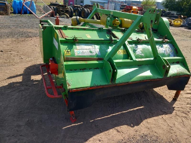 Broyeur de fanes Baselier CH d’occasion 2010