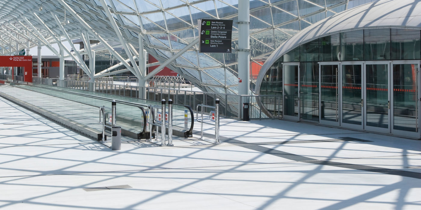 Trottoir roulant horizontal à usage industriel pour des infrastructures aux conditions de trafic exigeantes  - KONE TransitMaster 165_2