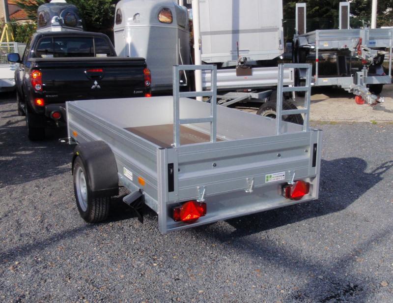 Remorque pour 1 quad avec échelles de chargement intégrées - Humbaur HA 1385 - polyvalente et robuste_2