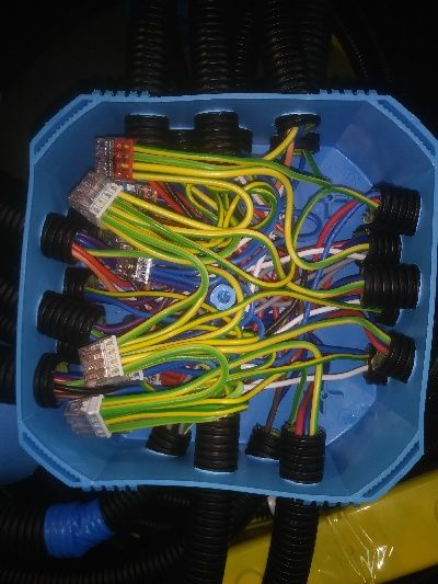 Pieuvre electrique comble - faux plafond_2