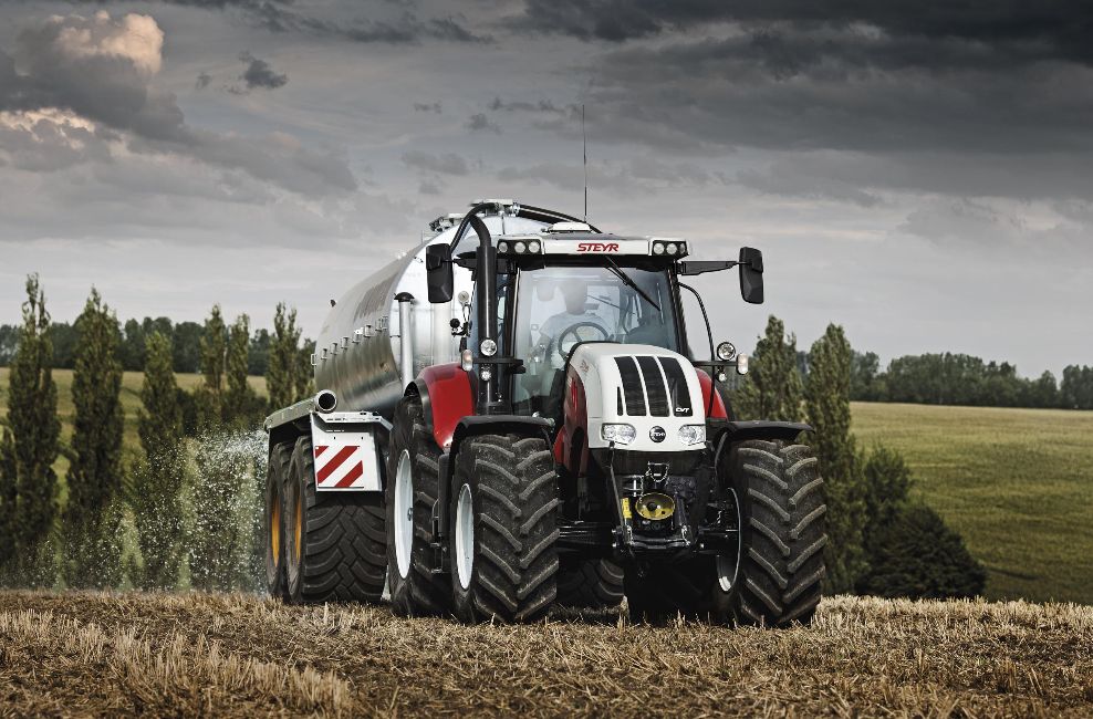 Tracteur agricole Steyr équipé d'une transmission S-ControlTM+
