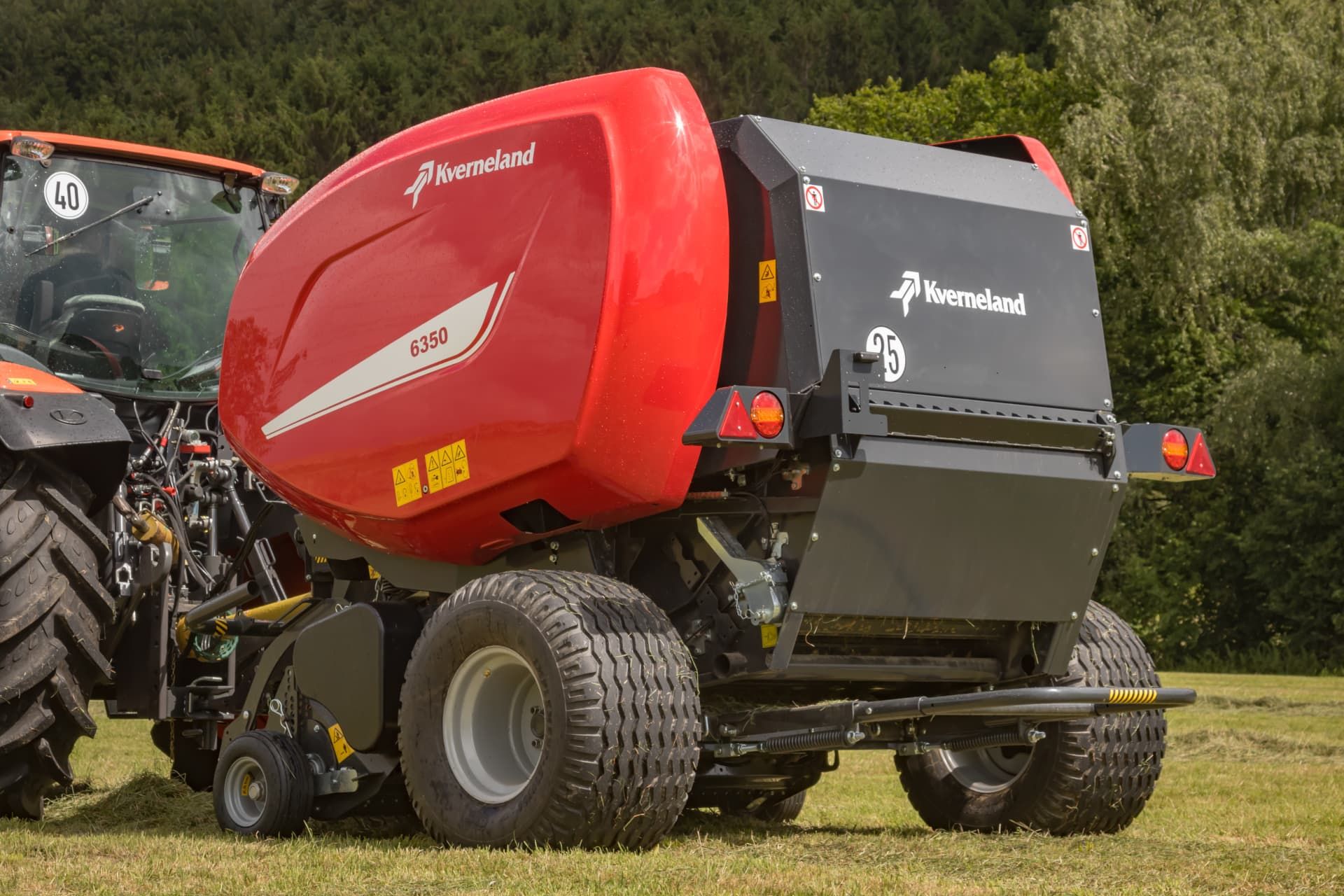 Ramasseur de 2,2 m de la presse à balles Kverneland 6350