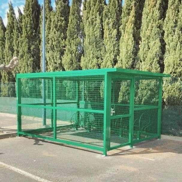 Abri 2 roues sécurisé fermé contre le vol,  les intrusions et les intempéries  idéale pour les collectivités, entreprises, résidences, ou zones sensibles- MIGA_2