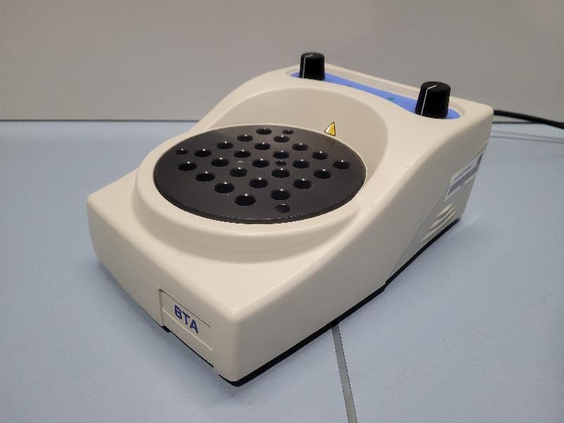 Système de chauffage à bloc sec Grant Instruments BTA pour 24 tubes_2