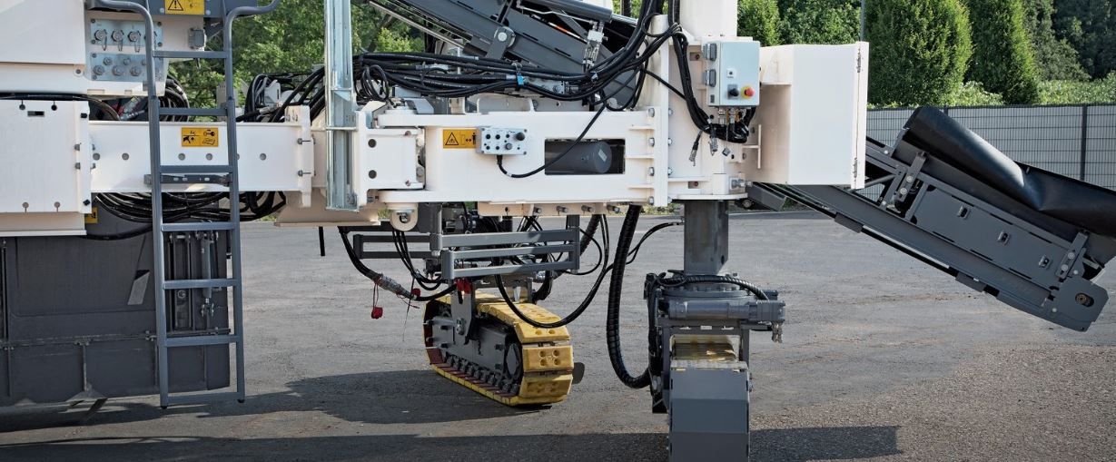 SP 61 - Machines à coffrage glissant haute performance Wirtgen - 155 kW / 211 ch - modulaires et polyvalentes_2