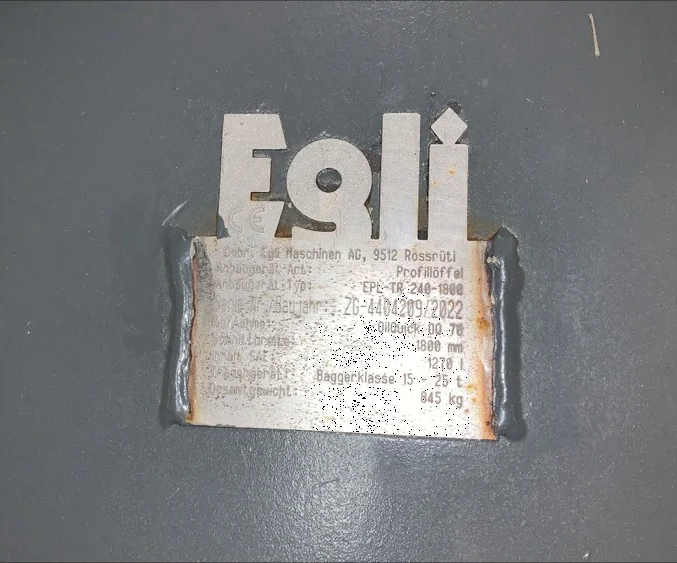 Godet niveleur Egli EPL-TR 240-1800 - OilQuick OQ 70 - ZG-4404209 - 2022_2