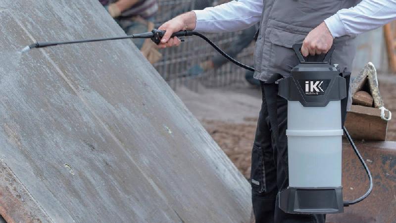 Pulvérisateur à pression préalable IK Multi 12 Pro - compatible avec acides et produits chimiques_2